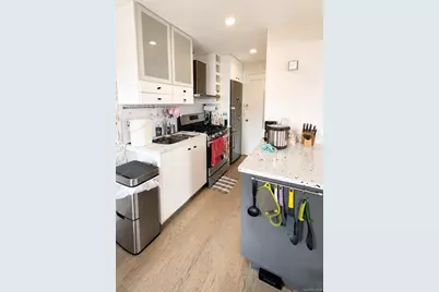49 E 96th Street #16B, New York, NY 10128 - Photo 11