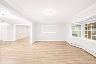 34 Hedge Ln, Westbury, NY 11590 - Photo 9