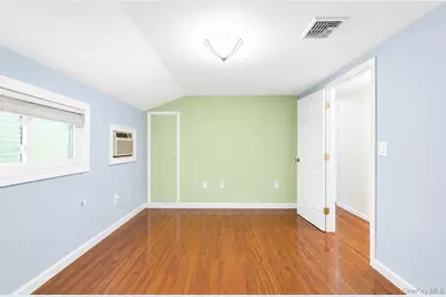 34 Hedge Lane, Westbury, NY 11590 - Photo 21