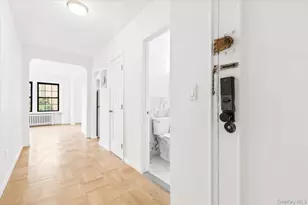 196 Garth, Scarsdale, NY 10583 - Photo 5