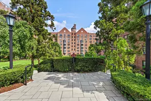 196 Garth, Scarsdale, NY 10583 - Photo 3