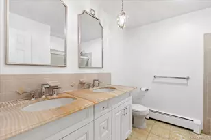 649 White Plains Rd, Eastchester, NY 10709 - Photo 13