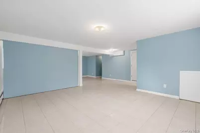 649 White Plains Road, Eastchester, NY 10709 - Photo 17