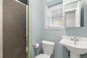 649 White Plains Rd, Eastchester, NY 10709 - Photo 19