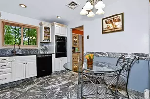 15 Balmoral Dr, Spring Valley, NY 10977 - Photo 9