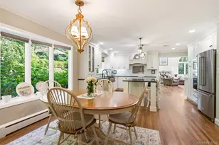 4 Jefferson Landing Cir, Port Jefferson, NY 11777 - Photo 11