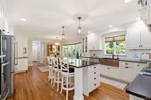 4 Jefferson Landing Cir, Port Jefferson, NY 11777 - Photo 9