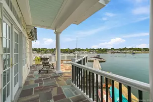 522 The Pkwy, Mamaroneck, NY 10543 - Photo 3