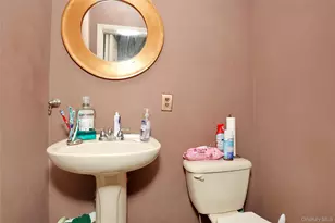 11 Phyllis Dr, Pomona, NY 10970 - Photo 13