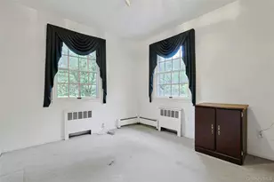 12 E Wheeler Pl E, West Nyack, NY 10994 - Photo 29