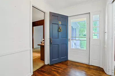 12 E Wheeler Place E, West Nyack, NY 10994 - Photo 3