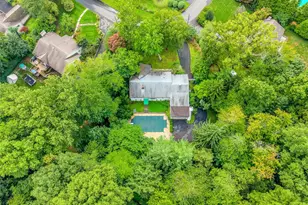 12 E Wheeler Pl E, West Nyack, NY 10994 - Photo 21