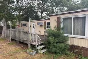 2 Periwinkle Dr, Bohemia, NY 11716 - Photo 3