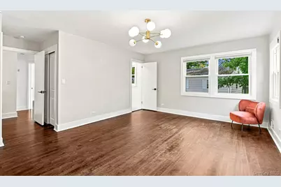 24 Benedict Road, Scarsdale, NY 10583 - Photo 13