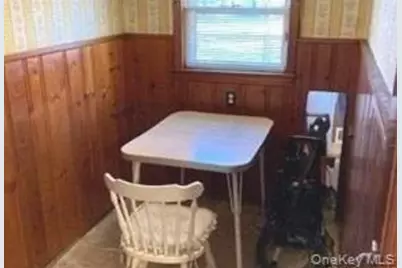 25 Howard Street, Patchogue, NY 11772 - Photo 7