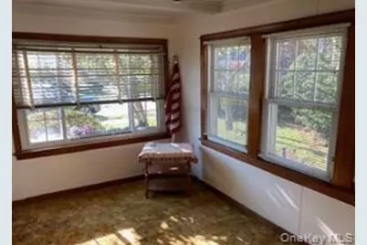 25 Howard Street, Patchogue, NY 11772 - Photo 3