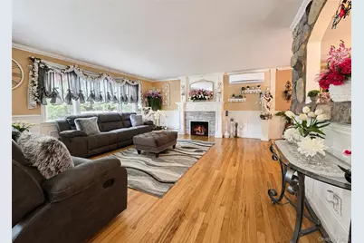 5 Avenue B, Holbrook, NY 11741 - Photo 17