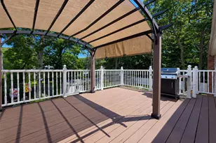 5 Avenue B, Holbrook, NY 11741 - Photo 23