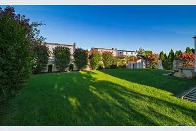 2357 Atlantic Boulevard, Wantagh, NY 11793 - Photo 9