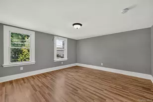 27 Elizabeth St, Port Jervis, NY 12771 - Photo 9