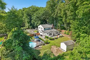 103 Harvard Ave, Smithtown, NY 11787 - Photo 41