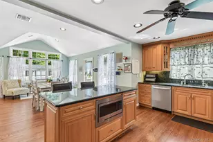 103 Harvard Ave, Smithtown, NY 11787 - Photo 17