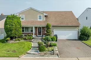 1292 Park St, Atlantic Beach, NY 11509 - Photo 3