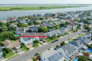1292 Park St, Atlantic Beach, NY 11509 - Photo 11