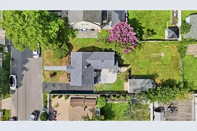 21 Independence Avenue, Babylon, NY 11702 - Photo 25