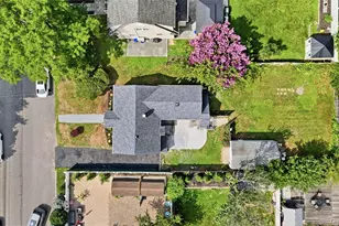 21 Independence Ave, Babylon, NY 11702 - Photo 25