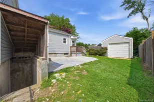 21 Independence Ave, Babylon, NY 11702 - Photo 21