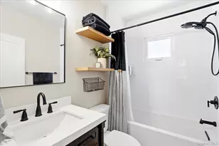 7 Lancaster St, Lynbrook, NY 11563 - Photo 11