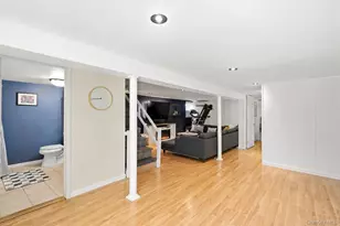 7 Lancaster St, Lynbrook, NY 11563 - Photo 17