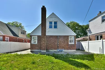 88-05 Winchester Boulevard, Queens Village, NY 11427 - Photo 33