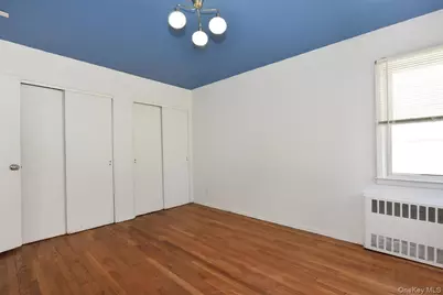 88-05 Winchester Boulevard, Queens Village, NY 11427 - Photo 11
