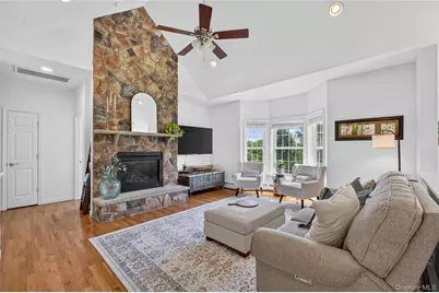 22 Ashley Court, Salisbury Mills, NY 12577 - Photo 9
