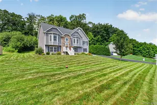 22 Ashley Ct, Salisbury Mills, NY 12577 - Photo 5