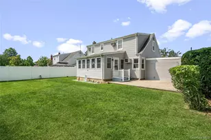 5 Mayfair Ln, Hicksville, NY 11801 - Photo 33