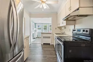 5 Mayfair Ln, Hicksville, NY 11801 - Photo 17