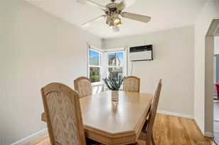 5 Mayfair Ln, Hicksville, NY 11801 - Photo 9