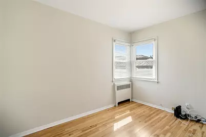 5 Mayfair Lane, Hicksville, NY 11801 - Photo 25