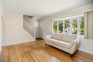 5 Mayfair Ln, Hicksville, NY 11801 - Photo 7