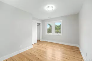 105 Moore St, New Hyde Park, NY 11040 - Photo 29