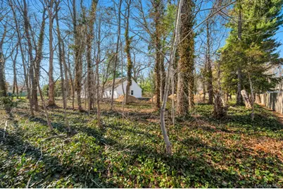 624 Townline Road, Hauppauge, NY 11788 - Photo 9