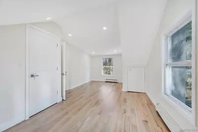 624 Townline Road, Hauppauge, NY 11788 - Photo 25