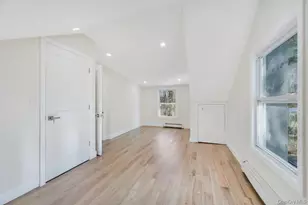 624 Townline Rd, Hauppauge, NY 11788 - Photo 25