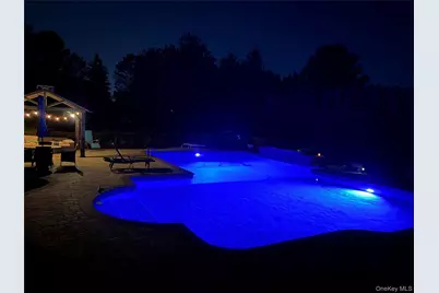 71 Triangle Lane, Calverton, NY 11933 - Photo 13