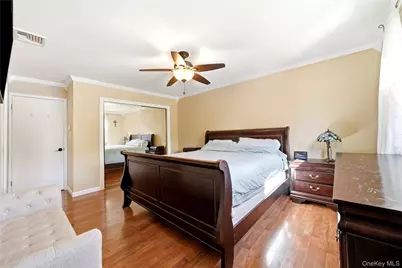 71 Triangle Lane, Calverton, NY 11933 - Photo 37
