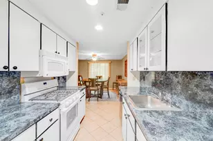 401 Birchwood Rd, Medford, NY 11763 - Photo 11