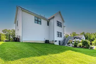 21 Wildwood Dr, Rock Tavern, NY 12575 - Photo 27